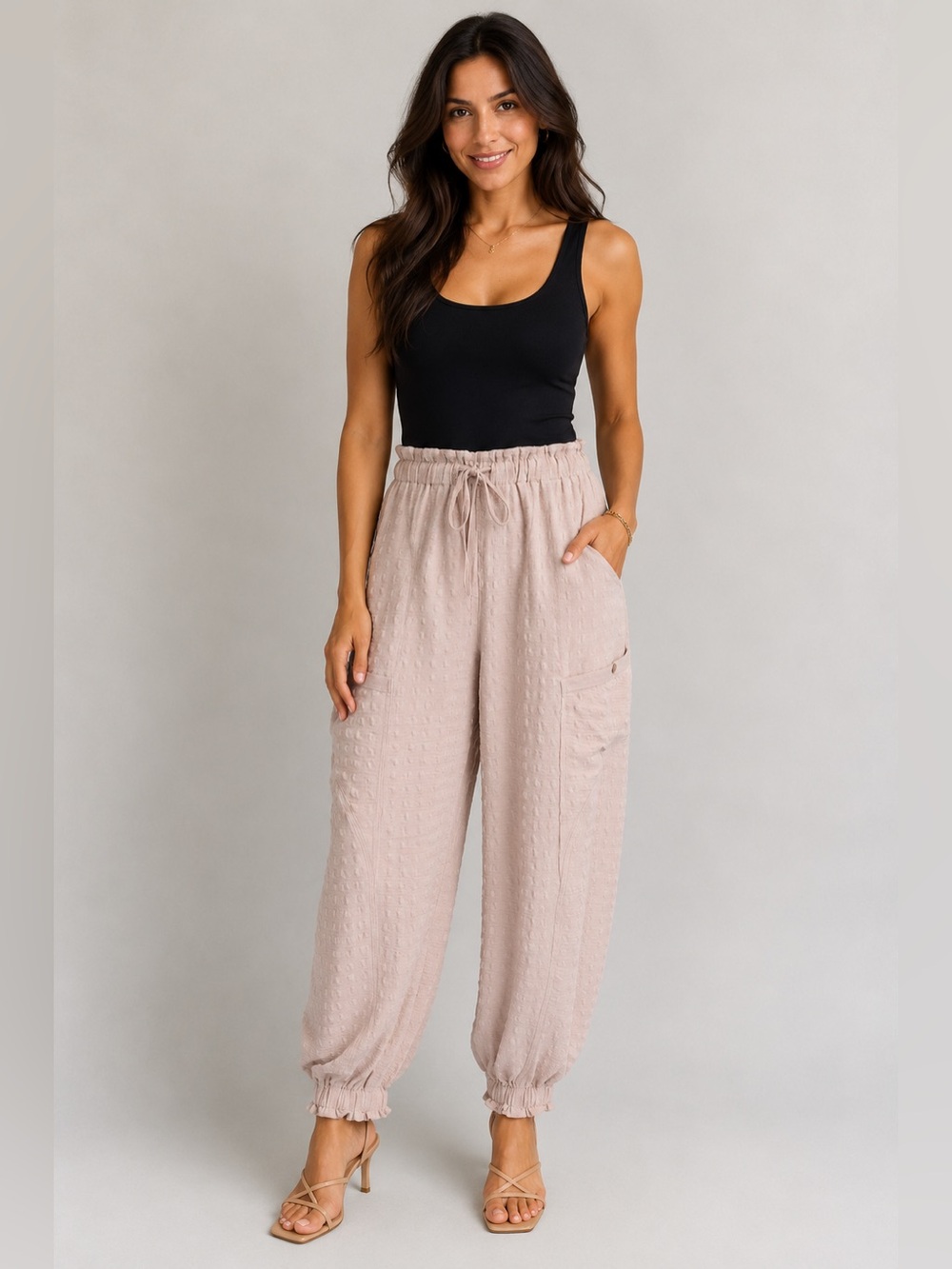 SAND BEIGE SEERSUCKER GATHERED ANKLE PARACHUTE PANTS
